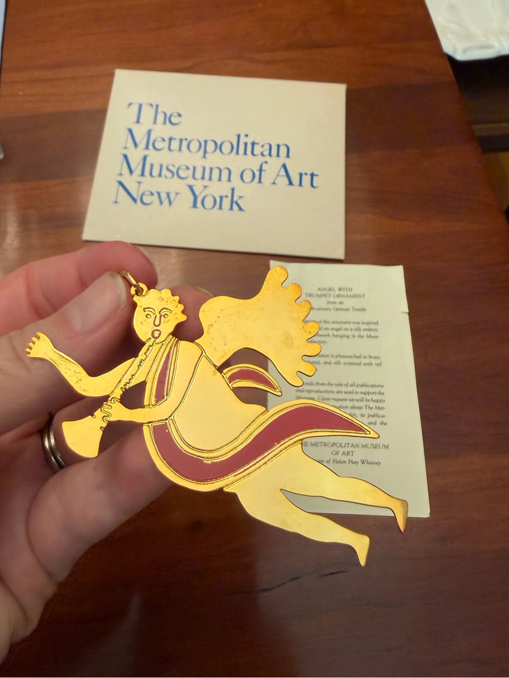 MMA Metropolitan Museum Art Angel Christmas ornament